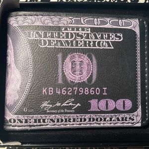 Men’s “$100 Bill Benjamin Franklin” Wallet Brand New w/Tags